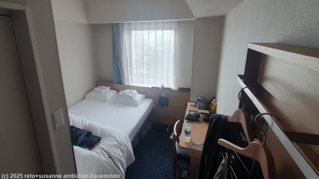 unser hotelzimmer im sotetsu fresa inn hiroshima