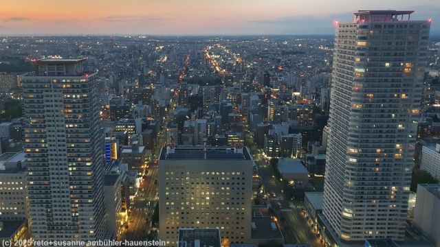 aussicht vom T38 im JR tower auf sapporo