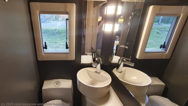 toilette im camper ZIL 520 B der firma kegani camp