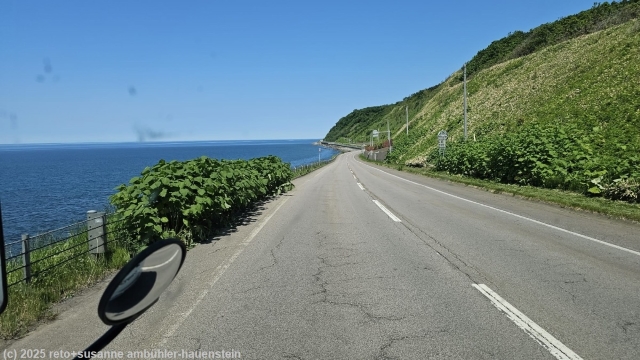 national highway route 334 entlang der kueste zwischen shari und utoro