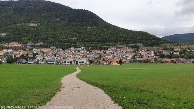 blick zurueck auf vallorbe