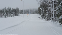loipe von iso-syoete nach pikku-syoete entlang der strasse vaelihuikonen