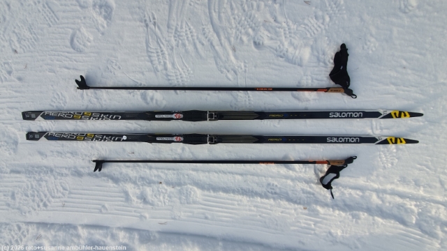 gemietete langlaufausruestung beim camping hossan lumo