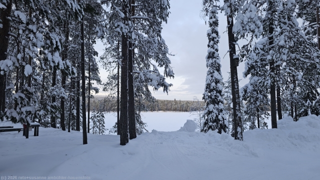 blick aus unserem haus im holiday village himmerki bei posio auf den yli-kitka