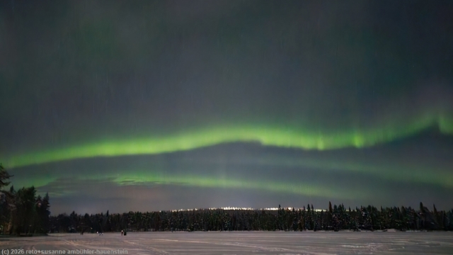 polarlichter ueber dem yli-kitka beim holiday village himmerki bei posio