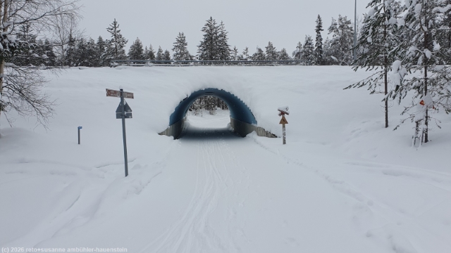 tunnel unter der strasse 947 im verlauf der loipe pentik-maeki - kirintoevaara latu bei posio