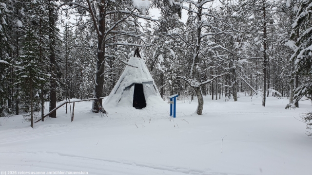 kota an der loipe posionjaerven aurinkolatu