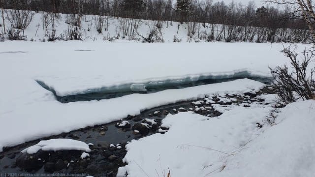 eisschicht auf dem abiskojakka beim windschutz nissonjohka
